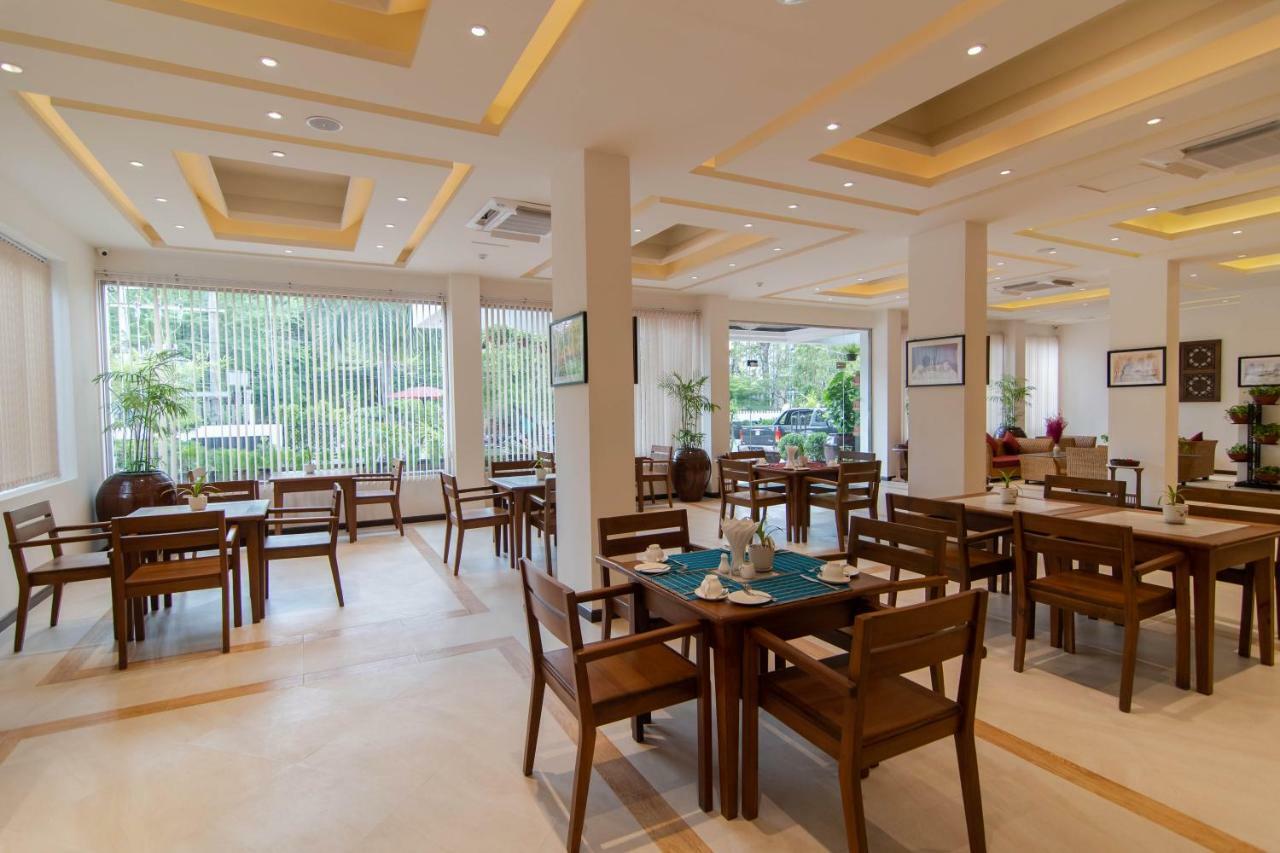Hotel The Haven Mandalaj Zewnętrze zdjęcie